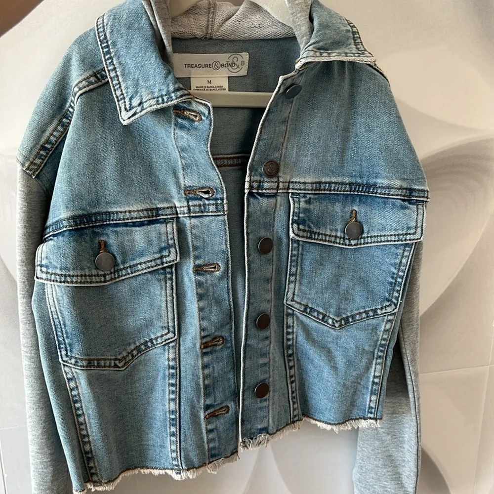 Treasure And Bond Kid's Denim & Fleece Hooded Jacket!